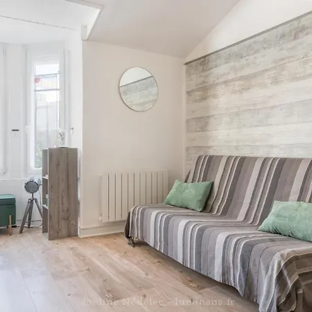 L'echappee Verte - & Proche Gare - Stationnement Gratuit Rue - Wifi Apartment *