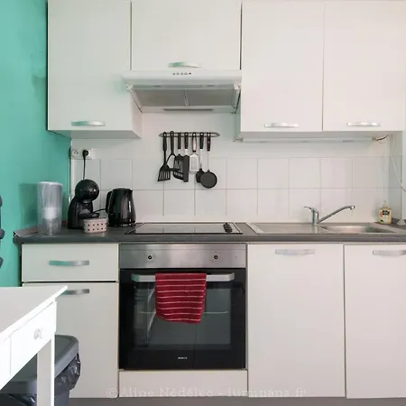 L'echappee Verte - & Proche Gare - Stationnement Gratuit Rue - Wifi Apartment *
